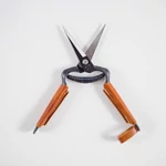 Kép 4/11 - A kép a metszőollót mutatja kinyitott állapotban