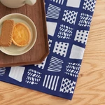 Kép 4/6 - Kamawanu tenugui kendő, CHOKO-ZUKUSHI Cups mintával