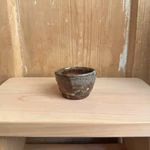 Kép 2/3 - Mini raku kerámia csészék Lantos Tímea műhelyéből