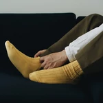 Kép 2/8 - Nishiguchi cotton ribbed socks in suzuki gold color