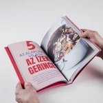 Kép 4/6 - A ramen alaplé készítése a Rámen, ízekre szedve könyv belső oldalán