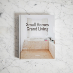 Kép 1/2 - Small homes grand living című könyv