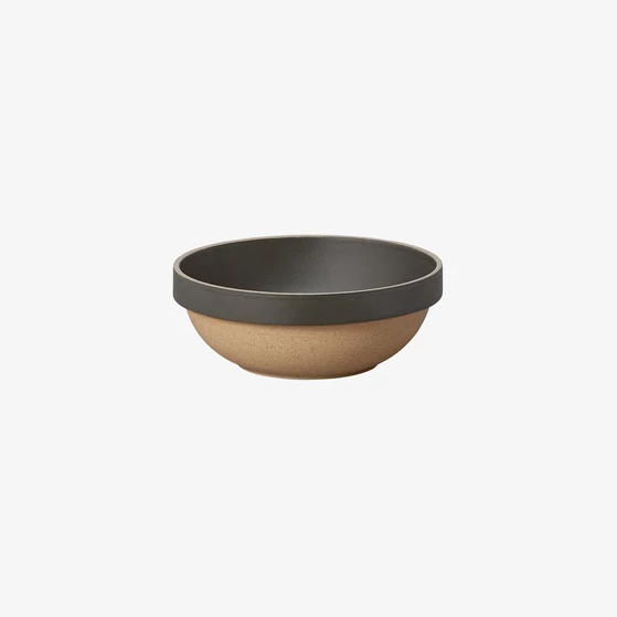 Hasami porcelán tál, 145mm átmérővel, 55mm magas
