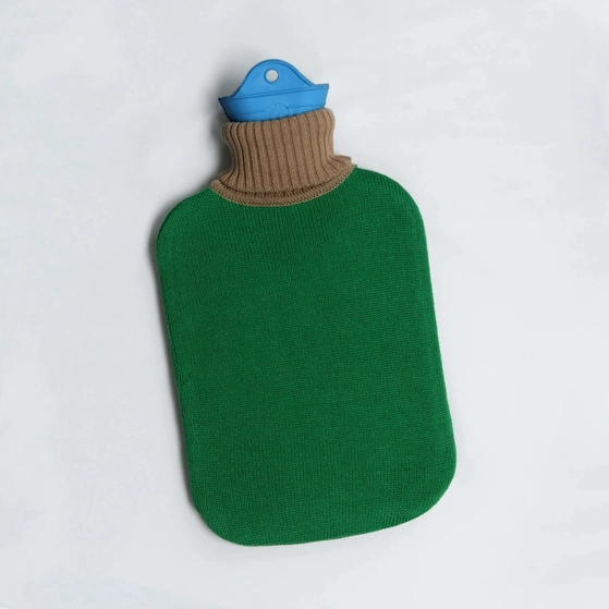 Melegvizes palack kötött huzattal zöld színben