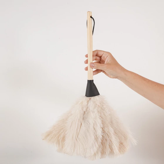 poroló strucc tollból, 50cm-es méretben