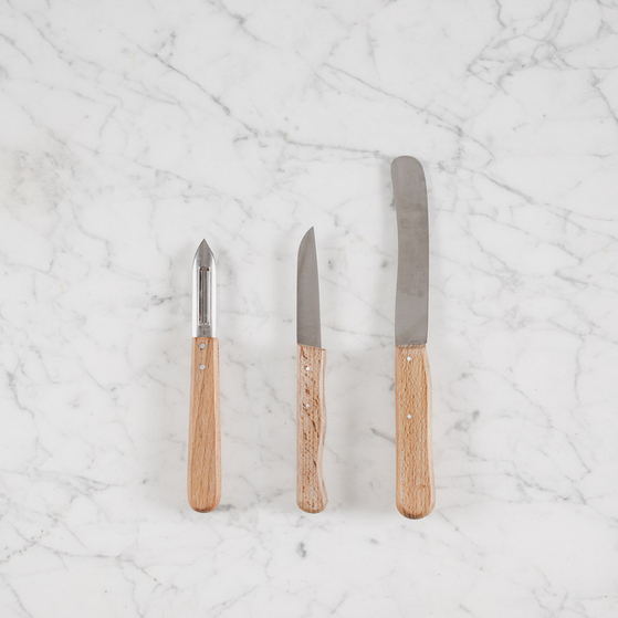fa nyelű konyhai kés